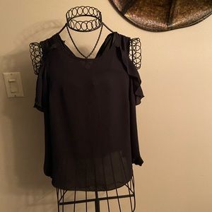 Beautiful black top size S.